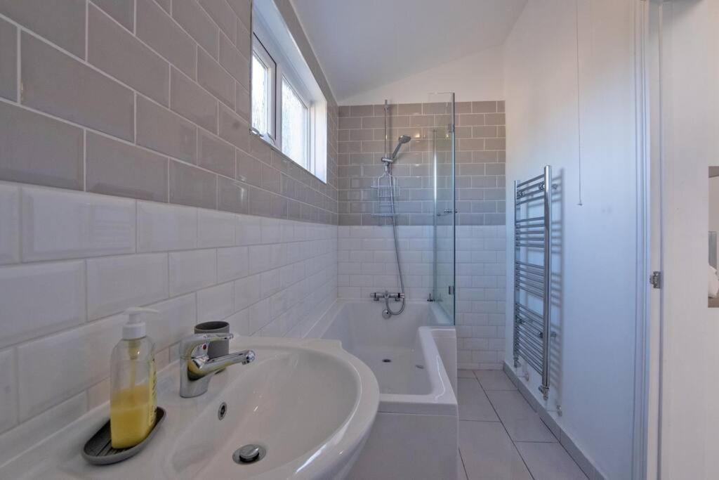 Starfish Apartment Porthcawl Exterior photo